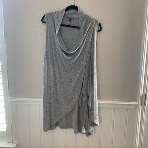Olivia Sky vest sweater
